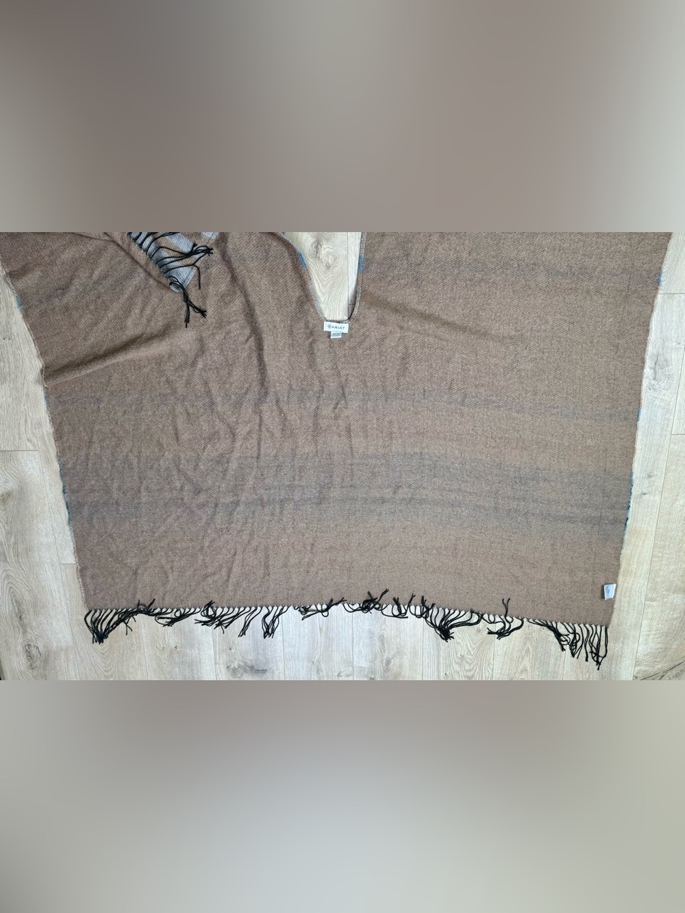 Ariat Women's Southwest Print Poncho Sweater Aztec Oversized One Size - Picture 7 of 11